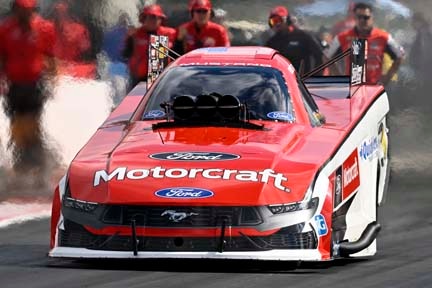 Mustang funny car on track
