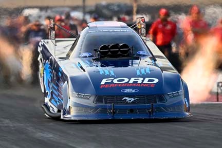 Mustang funny car on track